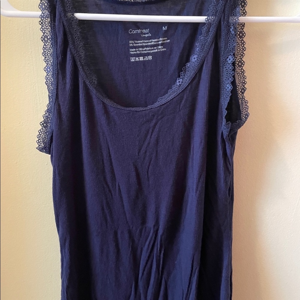 Tank tops 3 total NEW blue size med